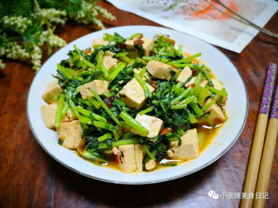 豆腐和它是,"黄金搭档",简单一炒,营养又下饭,孩子超爱吃!