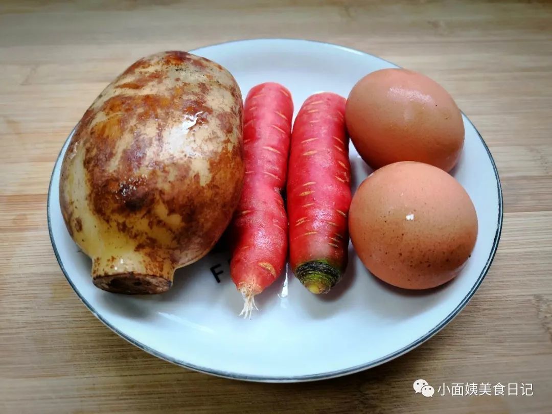 这两种食材,一个健脾一个护眼,搭配做成小饼,咬一口满嘴香!