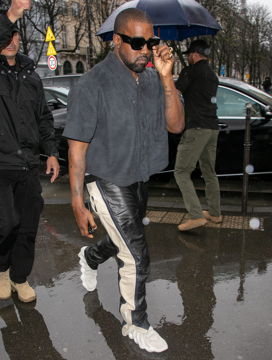 Yeezy 451确定发售日期!"饺子鞋"能否引领新潮流?