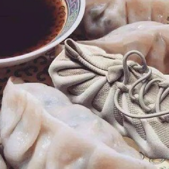 Yeezy 451确定发售日期！"饺子鞋"能否引领新潮流？