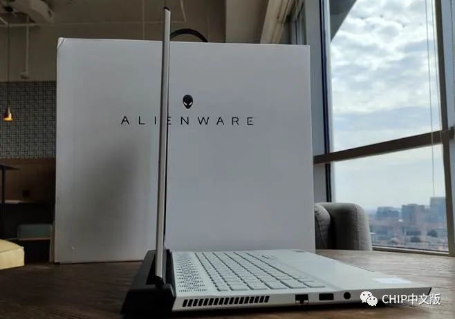 测试Alienware m17 R3：散热好一切皆王道