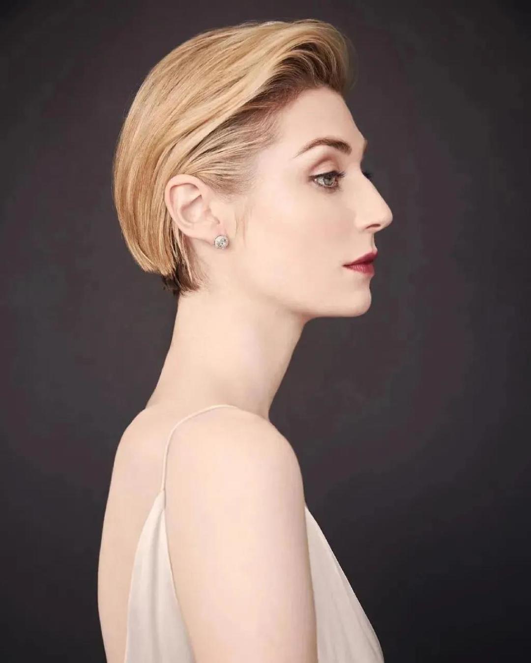 “烧脑”新片《信条》的女主角Debicki,你还看过她什么剧?