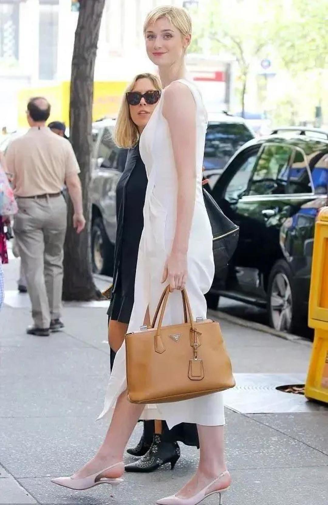 “烧脑”新片《信条》的女主角Debicki,你还看过她什么剧?
