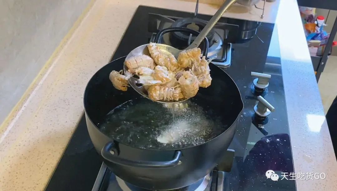 好好的虾爬子，剪成段，是要做什么？