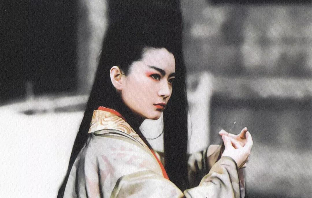28年前李连杰主演的武侠片,让令狐冲成了渣男,华山派成了吃货