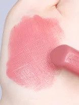 最强口红选色攻略丨不同肤色抹哪种颜色的口红最显白？