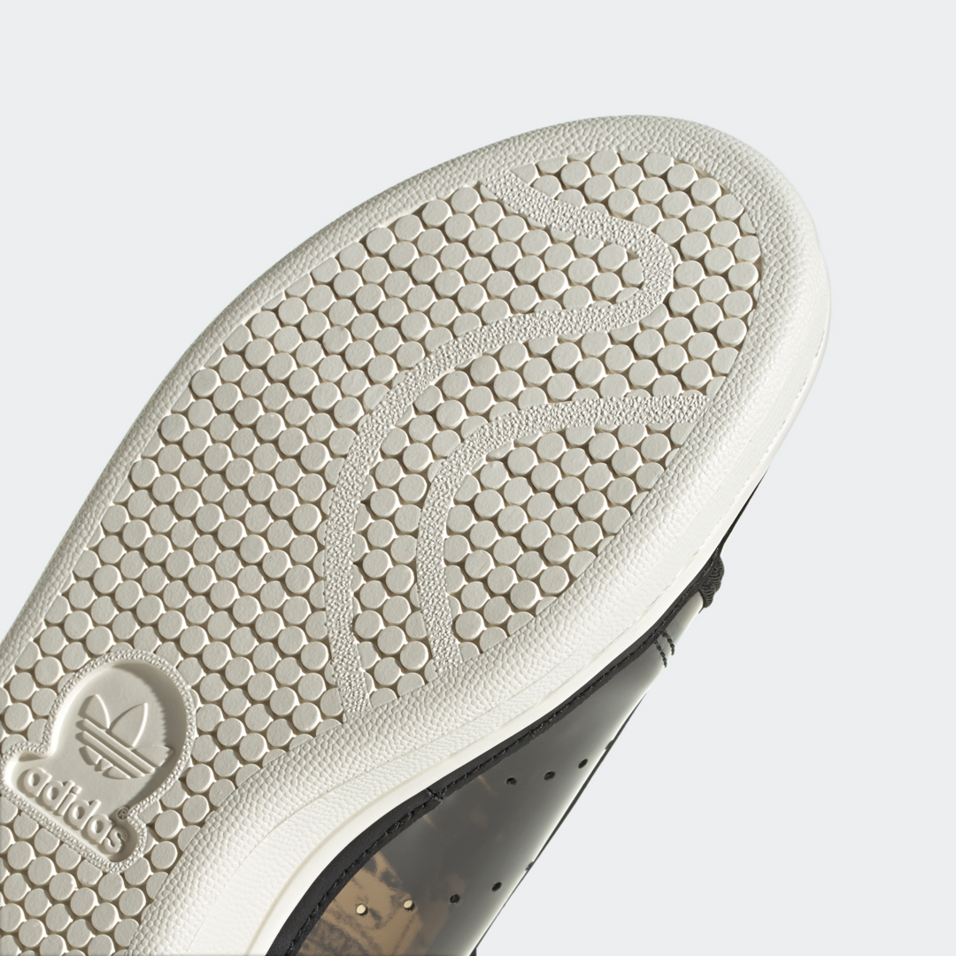 时尚不怕雨:adidas 阿迪达斯 即将发售 透视风 Stan Smith 运动板鞋