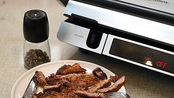 开心小厨娘 篇十二：铸铁锅还是牛排机？Thimax/膳美师煎烤机VS铸铁锅的对决。