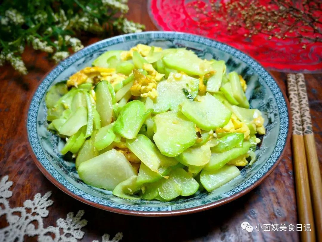 10月这个菜大量上市，我家经常买，炒鸡蛋特下饭，全家都爱吃！