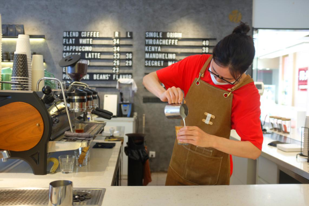 魔都Station烘焙咖啡店 | 不到100平，做到100万+，不做营销，只为顾客好好休息重新出发！