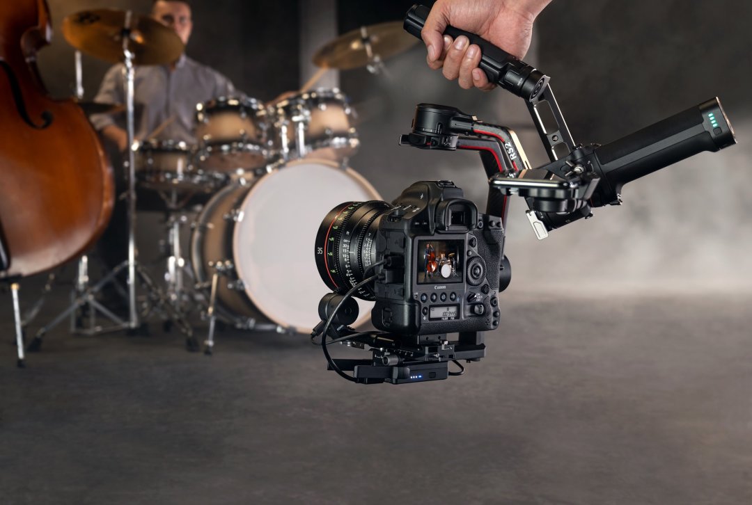 一次发俩,大疆发布全新手持云台DJI RS 2和DJI RSC 2