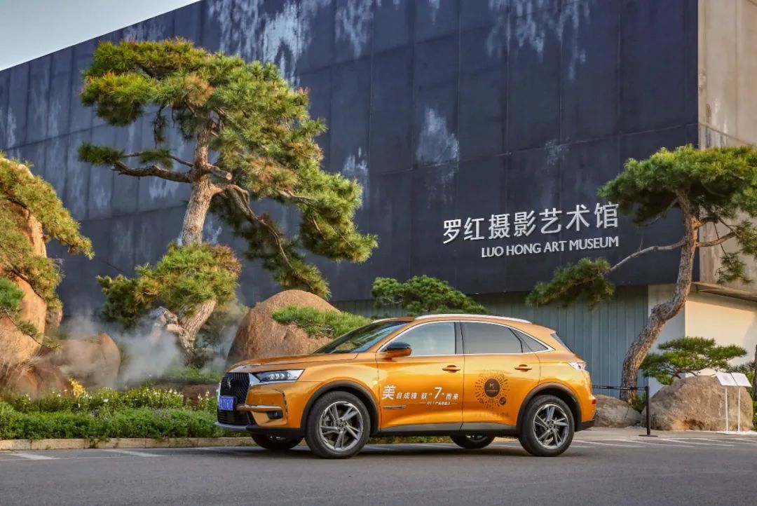 拥有法式高定美学设计的DS 7,是如何俘获总统芳心的?