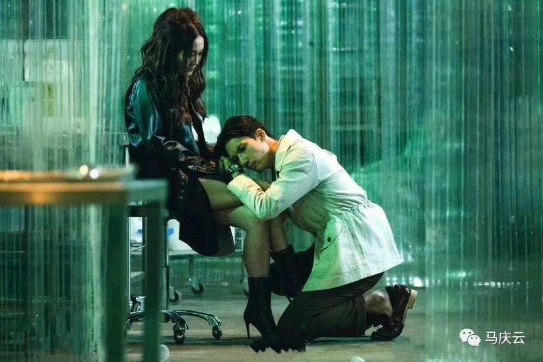 《堕落花》上映,温碧霞复出之作,身材不输当年,题材人性深刻
