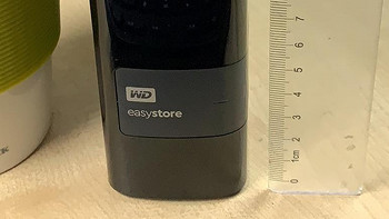 WD3.5机械盘是如何变身Easystore的