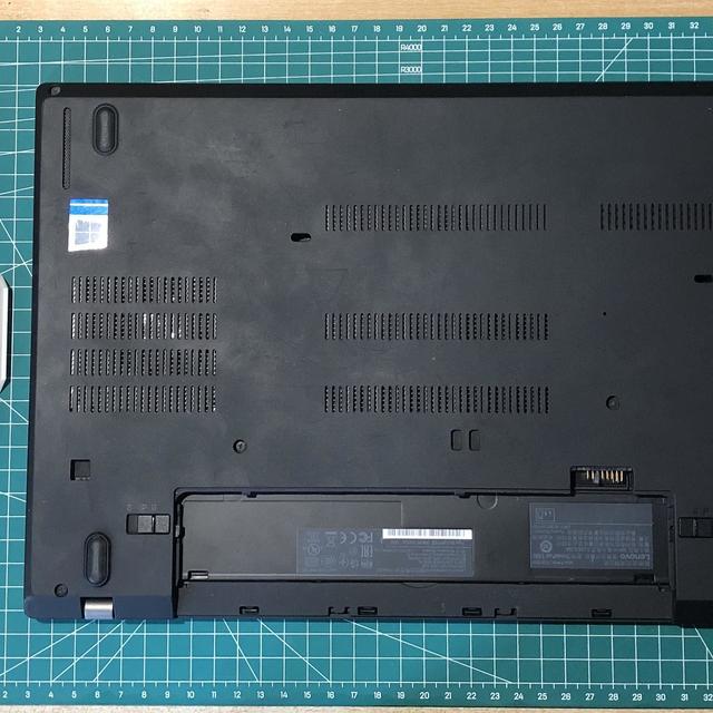 ThinkPad T480拆机更换电池实录（顺便换个硅脂）