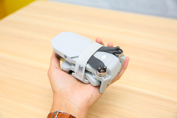 迷你无人机的完整形态来了?大疆Dji Mini 2无人机开箱试飞
