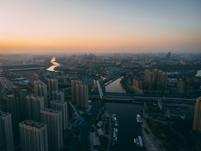 迷你无人机的完整形态来了?大疆Dji Mini 2无人机开箱试飞