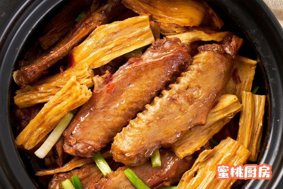 腐竹鸭翅煲怎么做|鸭翅怎么做好吃_什么值得买