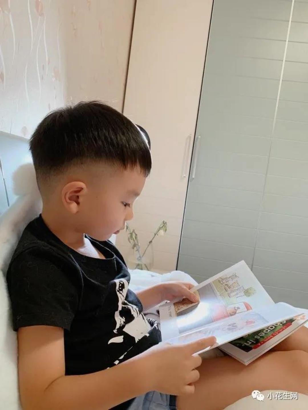 房子虽小,有爱就好!87平两室一厅,我为娃一口气打造了阅读区、书桌区、游戏区!