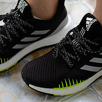 adidas阿迪达斯 PulseBOOST HD WNTR m跑鞋 开箱体验