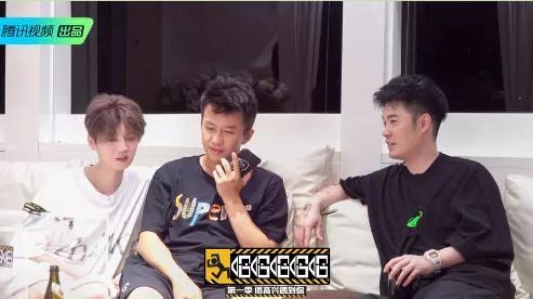 《哈哈哈哈哈》打造“综艺版”人在囧途，视频平台联手自制会是新未来？