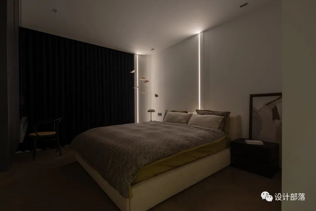 留学归来,厦门姑娘独居150㎡,用大地色、曲线、自然元素,打造简洁温暖家!