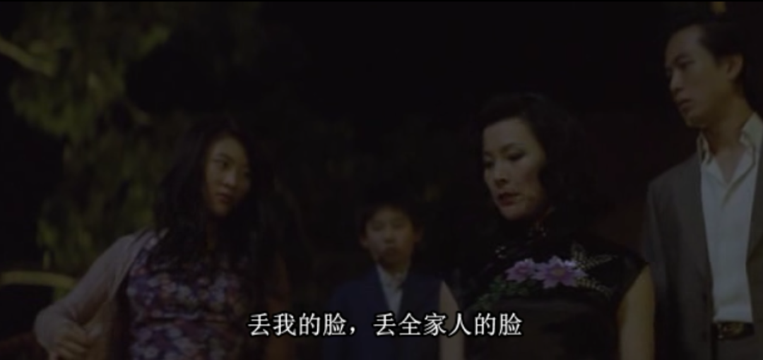 性感又不失风情,她能打败汤唯夺影后不是没道理
