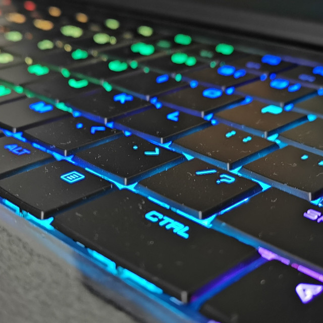 强上本本X士墙?只需5799!i7九代+1660ti+16G+1T 攀升迁跃者D的简单使用感受