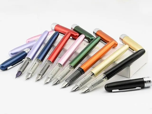钢笔新草丨四季织写乐、渐变的白金、炽热百利金，第一款的限量版真是太爱了！ 