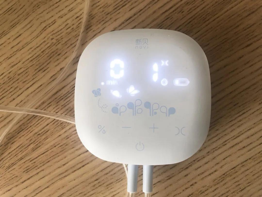职场妈妈顺利背奶5个月,除了吸奶器我还有这几大必备用品!