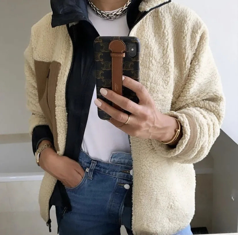 满大街都是摇粒绒,人气不输羽绒服?