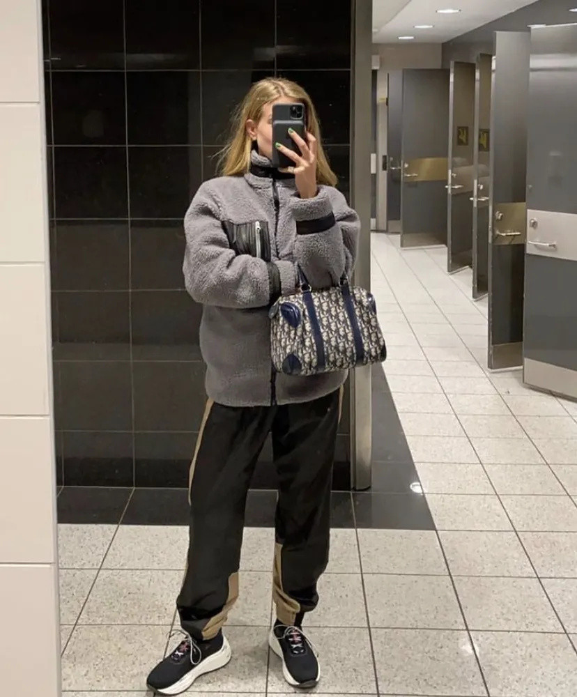 满大街都是摇粒绒,人气不输羽绒服?