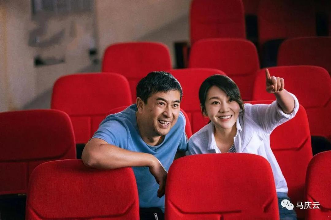 《装台》央一首播,质量爆棚,西安烟火气浓厚,张嘉益演技炸裂