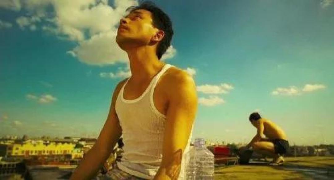 王家卫电影回顾展线下展映,那个戴墨镜的男人和他电影