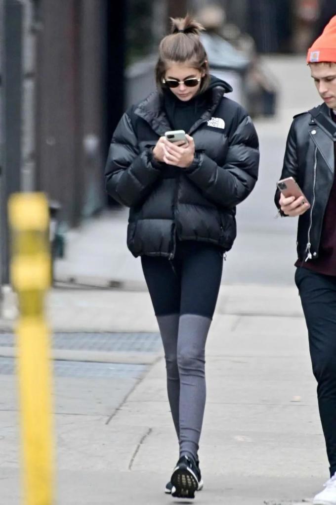 被全员北面恐惧支配时穿什么羽绒服