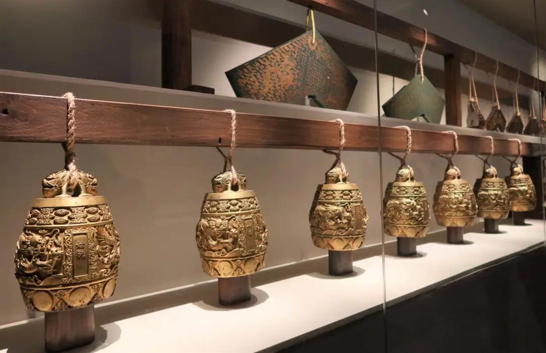 2021开年壕展,“另一座故宫”230+珍宝华丽亮相,还原清宫奢华生活,一定带娃来看!
