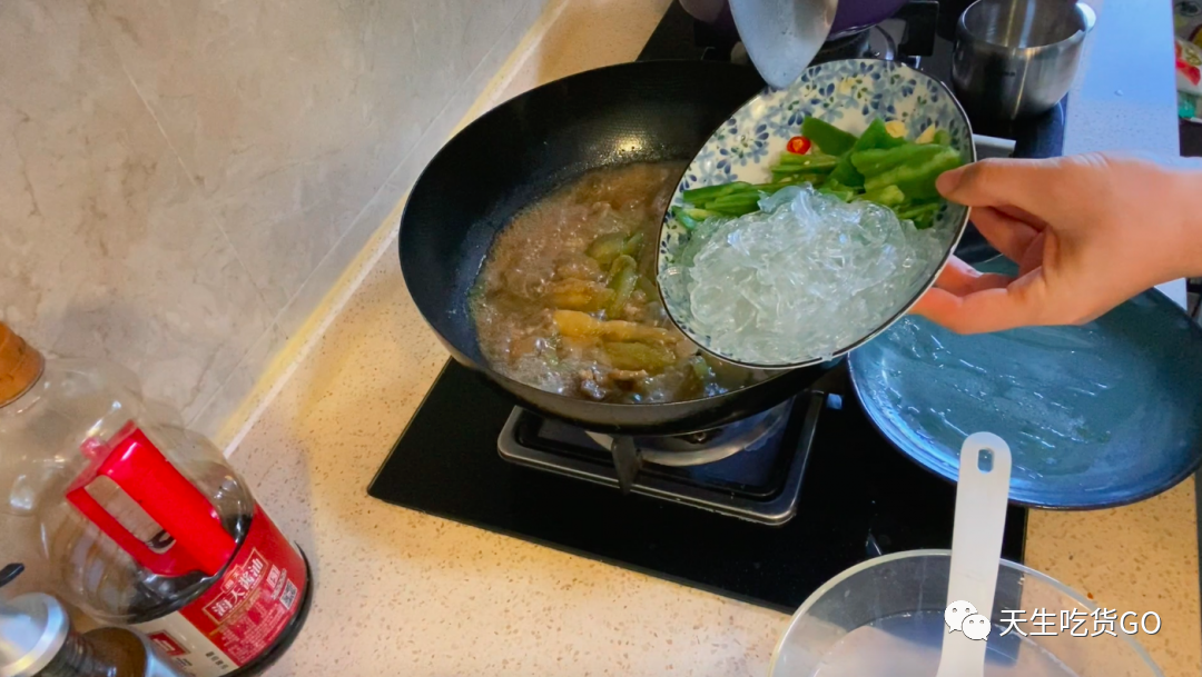 茄子炖出了海鲜味儿!这菜绝了!