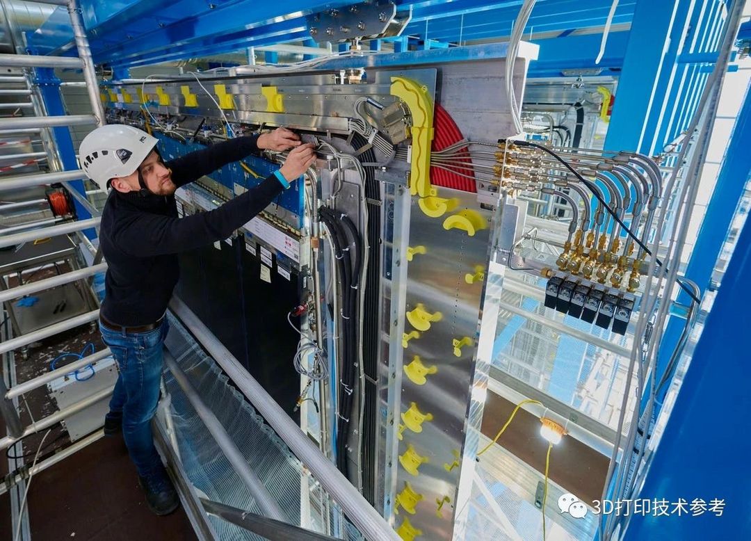 欧洲核子研究组织3D打印250um薄壁的复杂高精度冷却回路阵列