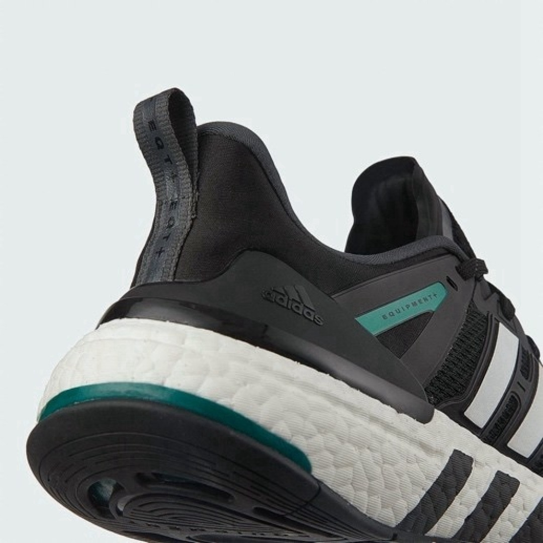 Boost 与 EQT 再度结合,adidas 推出 EQT+ 跑鞋!