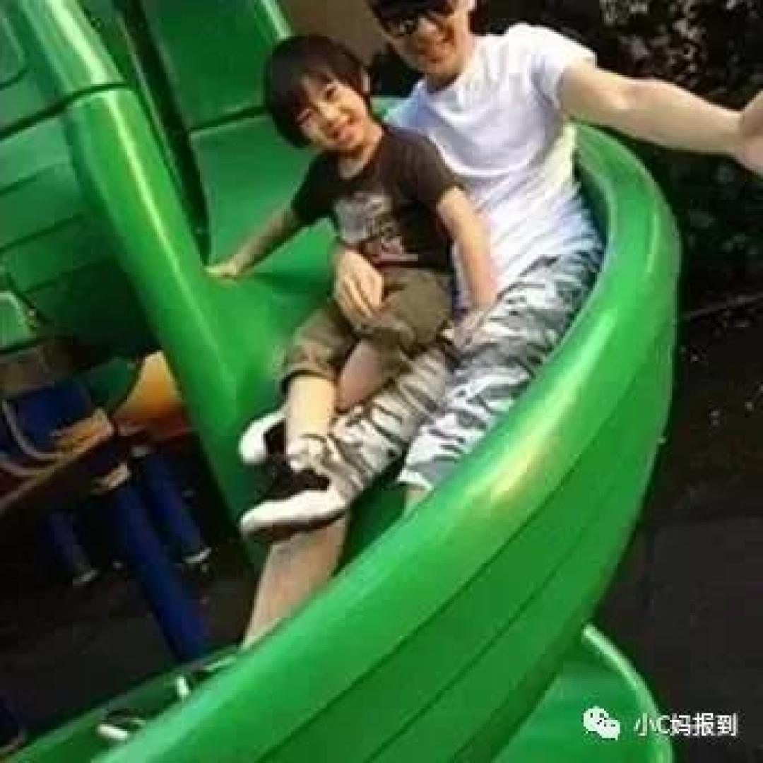 妈妈抱着一岁半宝宝滑滑梯,突然“啪”的一声孩子腿断了,这些危险你想像不到