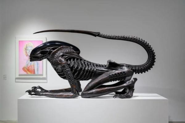 空山基x H.R. Giger 全新联合艺展《HR GIGER x SORAYAMA》回顾_雕塑_