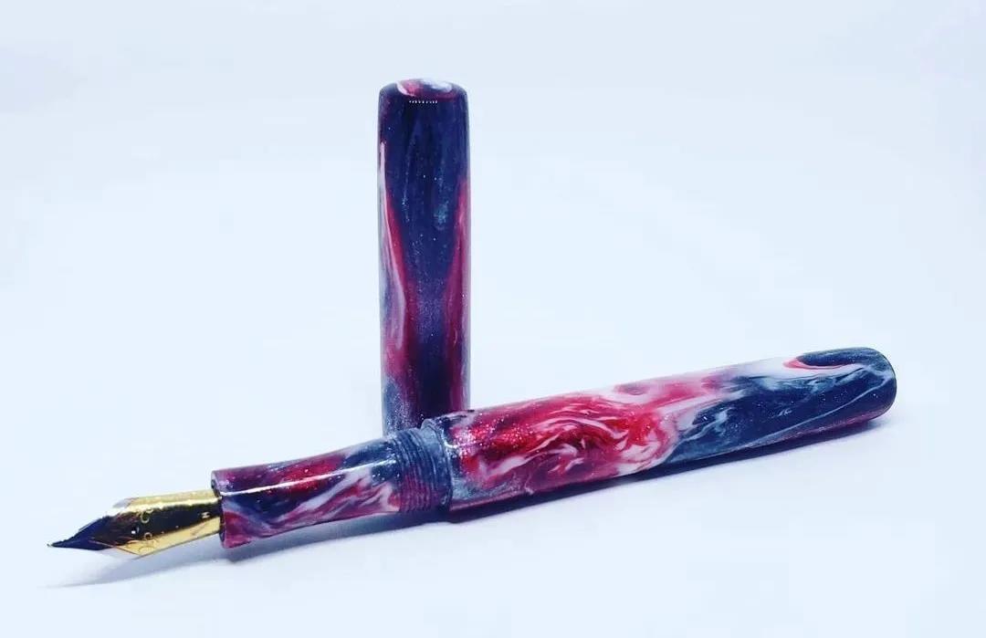 如钻石般闪烁的材料,制成钢笔后美翻了!