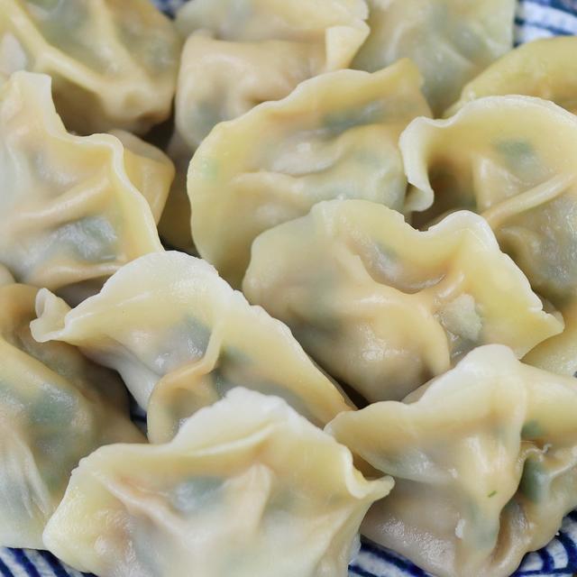 新春佳节吃饺子，最爱吃海鲜馅儿——12款速冻海鲜饺子试吃测评