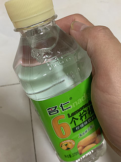 年货推荐，好喝的柠檬口味苏打水