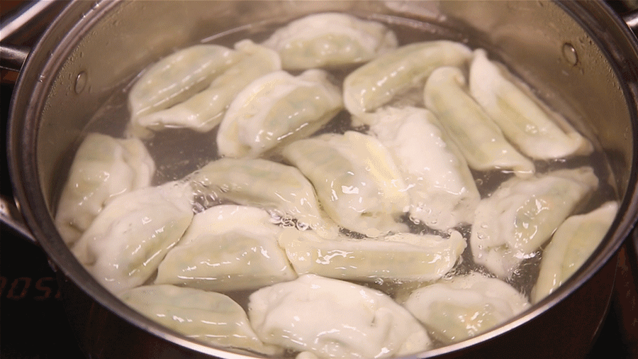 终于尝到了传闻已久的“大师饺”,御膳国宴大师亲自调馅儿!