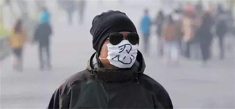 佩戴口罩有讲究，莫靠网红走天下～