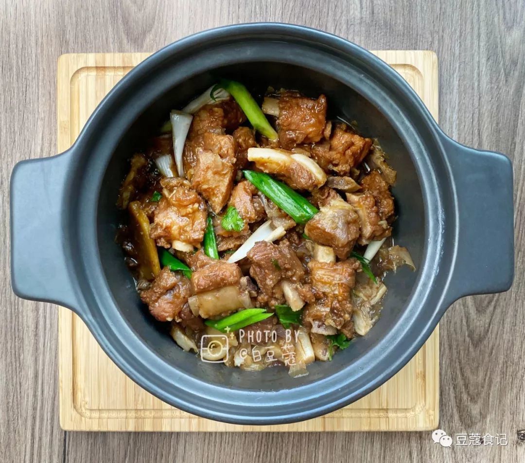年夜饭系列 | 简单快手又撑场面的啫啫排骨！