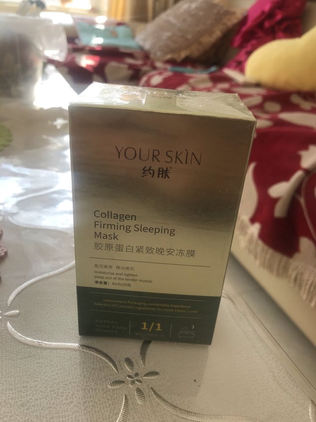 新年给自己买的面膜呀