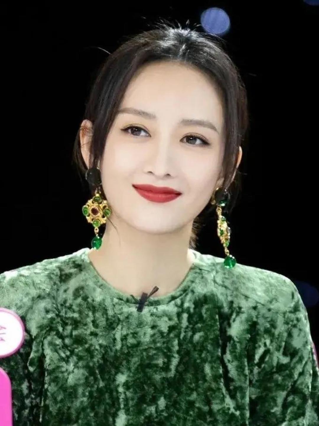 女明星都在买的旧耳环,到底有什么魔力?
