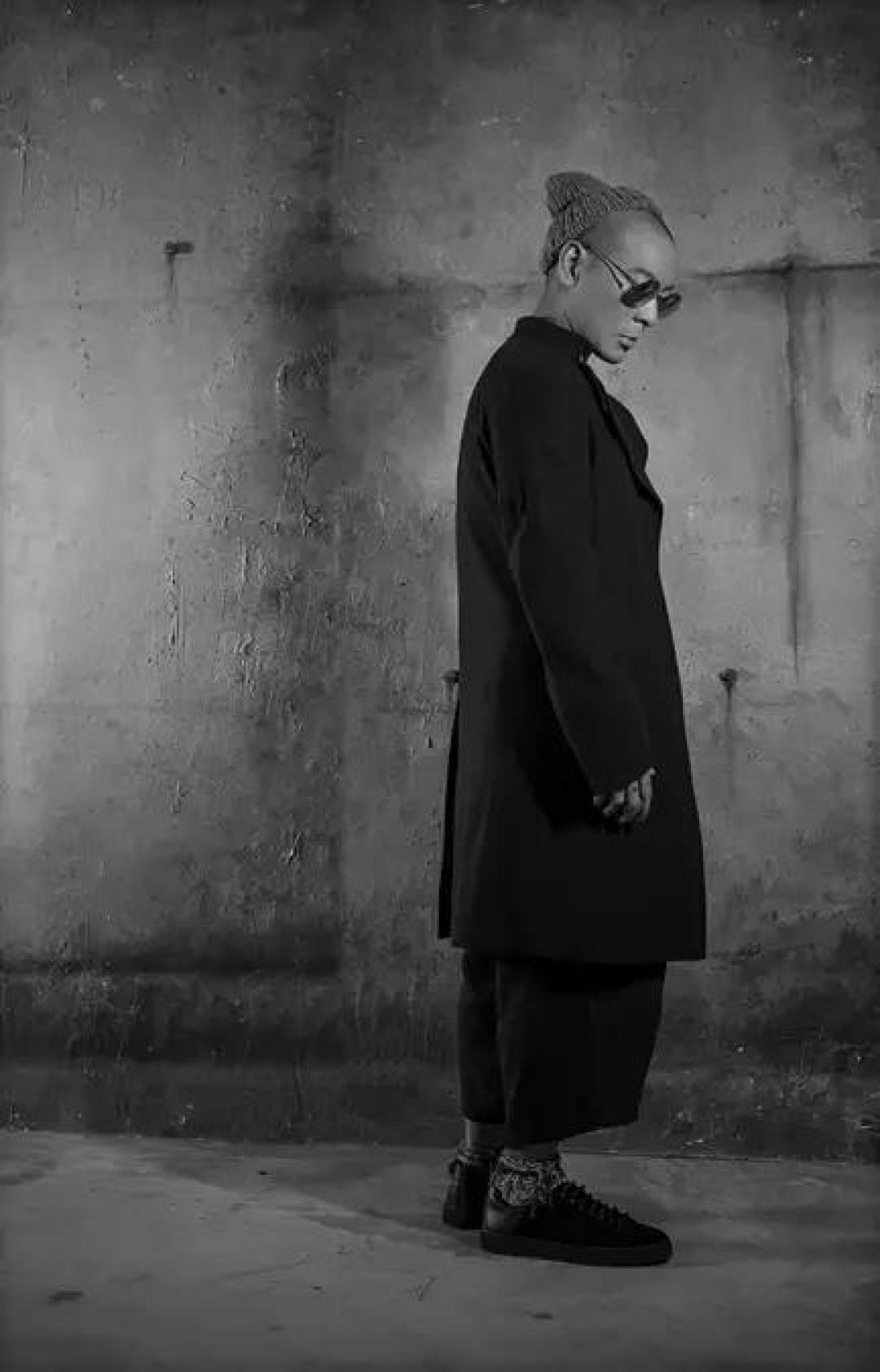 从潮童到先锋玩家麦浚龙20年时尚穿搭史